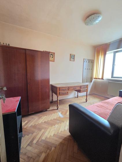 3 Camere confort 1, Zona Garii etaj 2 Liber - 5