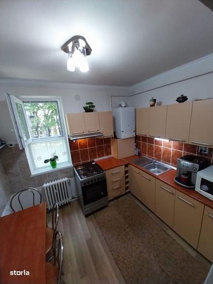 Apartament 2 camere et.1 mobilat utilat cu garaj autorizat - 4