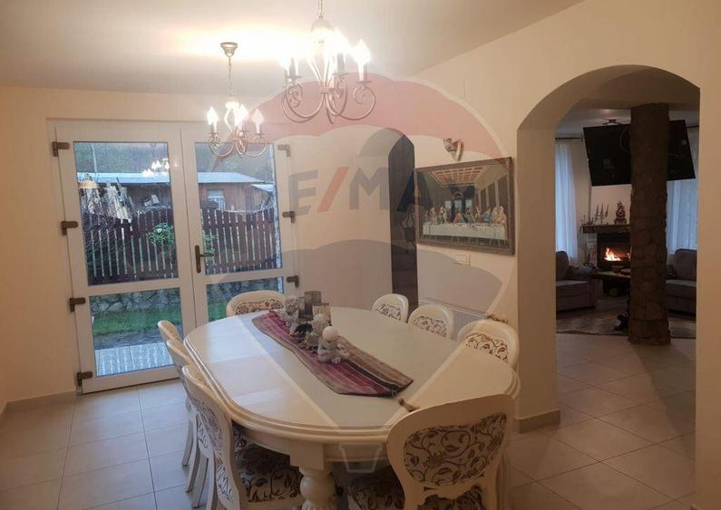 Casa / Vila de lux cu 5 camere de vanzare - 5