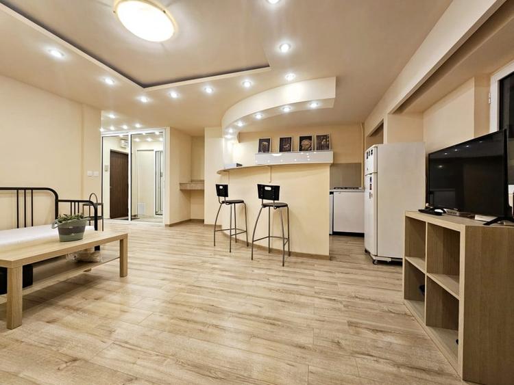 De inchiriat Garsoniera Nerva Traian Vasile Carlova - 1