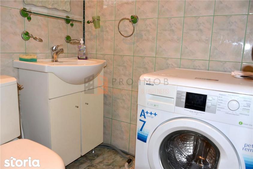 Apartament 3 camere cf 1 decomandat zona 1 Decembrie 1918 - 2