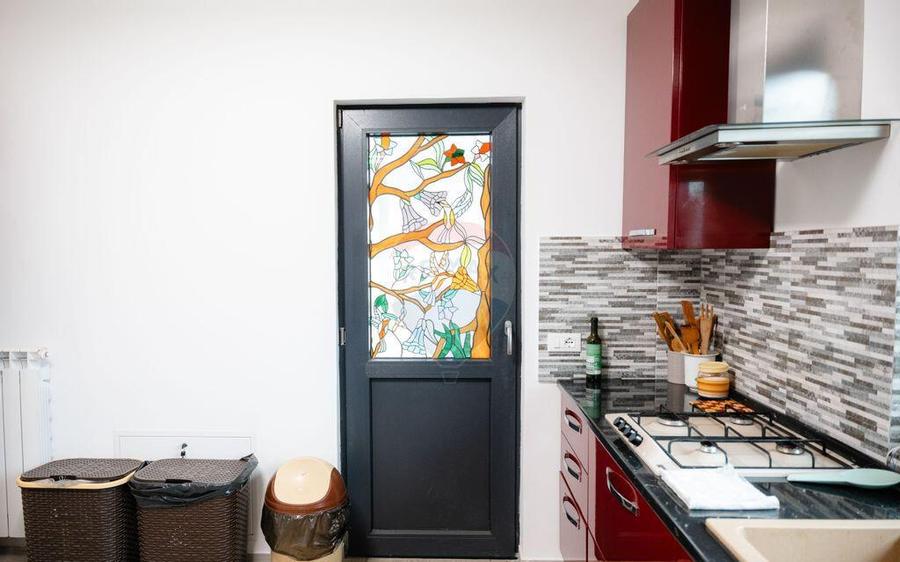 Casa / Vila cu 5 camere de vanzare - 9