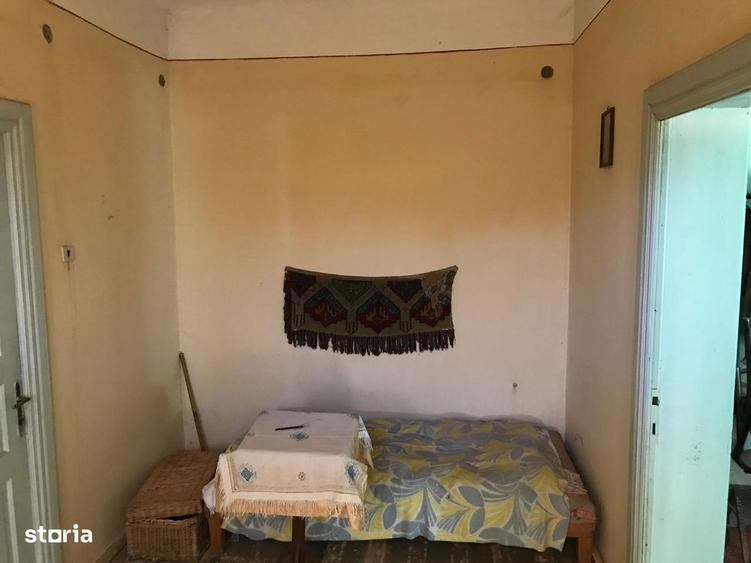 Casa 152 mp si teren 949 mp - 2