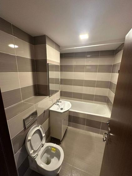 Inchiriez apartament 3 camere Libertatii (Reghin) - 4