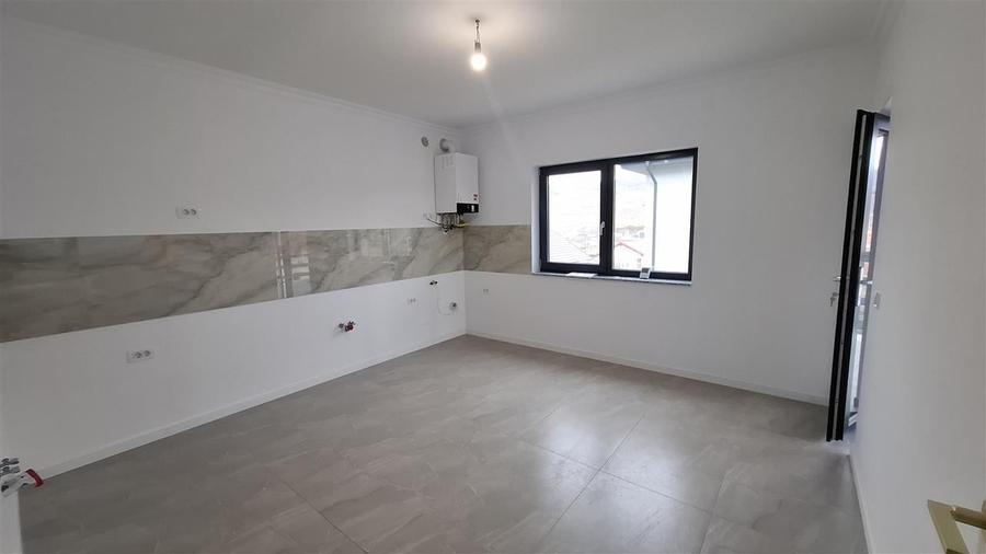 Intabulata!Casa REDIU,4 camere,2 bai,Beci,Teren 400mp,Asfalt,0% Comision - 11