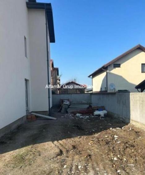 Vanzare casa 5 camere Domnesti - 1