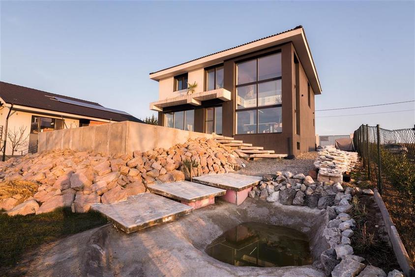 Casa premium de vanzare – Oradea, Strada Colinelor | 300 mp utili | 5 camere | t - 1