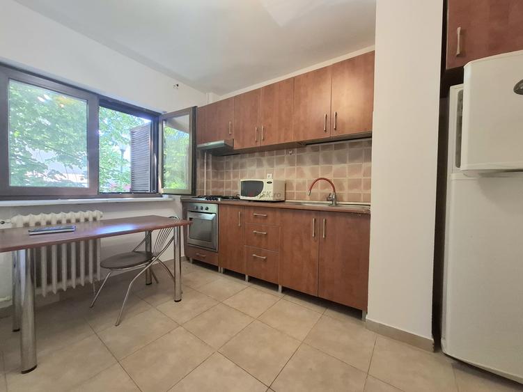 2 Camere Dorobanți | Polonă | 56MP | Decomandat | 1982 | Metrou | Parter - 5