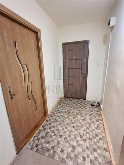 Aradului - 3 camere - decomandat - centrala proprie - ZONA EXCELENTA - 7