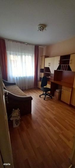 Chirie apartament 4 camere, pretabil pentru muncitori, str. Torentului - 10