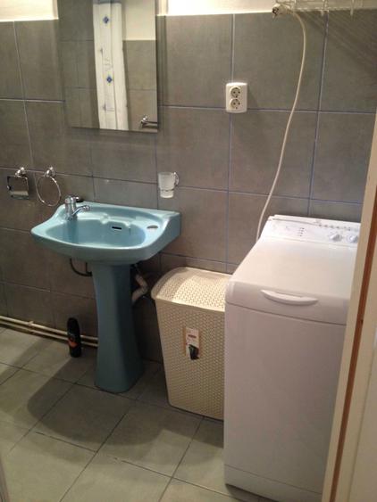 Particular inchiriez garsoniera ultracentral str Lunga - 2