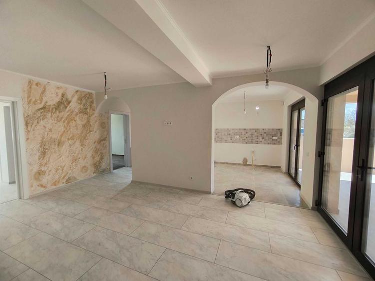 Casa noua cu 2 camere + living open space cu bucataria - 1
