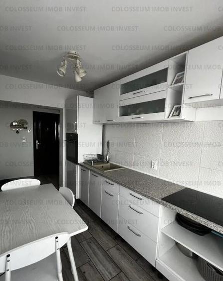 Apartament cu 3 camere,decomandat -zona Astra - 8