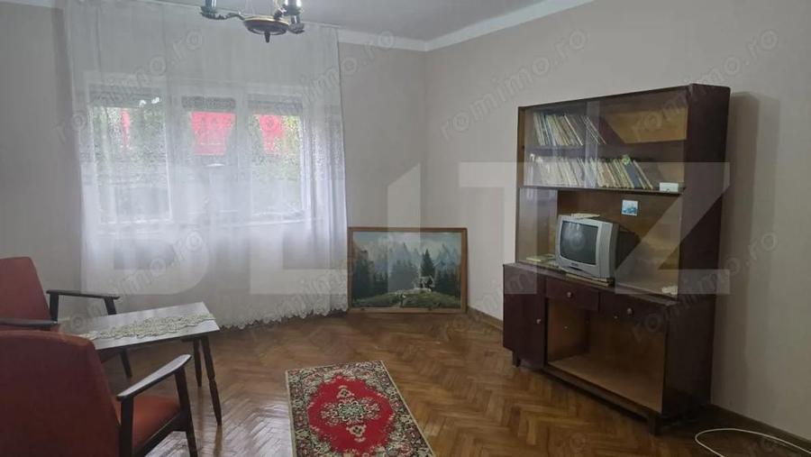 Casa 3 camere 133 mp; Teren - 1432 mp. Livada - 7