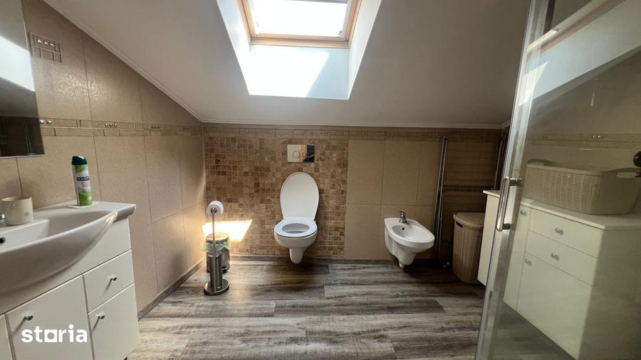 Apartament cu 2 camere decomandat în Pârneava