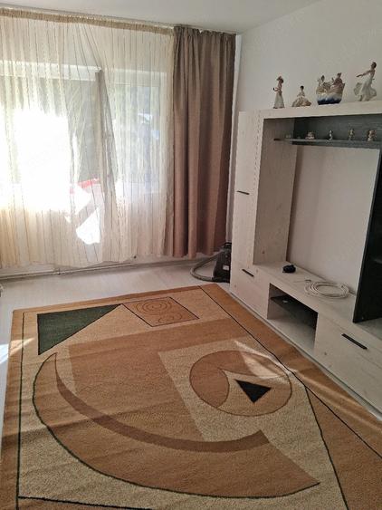 Inchiriez apartament 2 camere zona Astra - 4