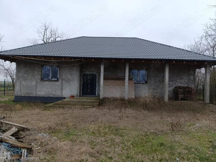 Casa si teren de vanzare - 10