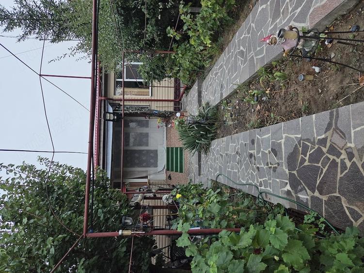 Casă cu 3 camere cu Teren 700 Mp în Șendreni