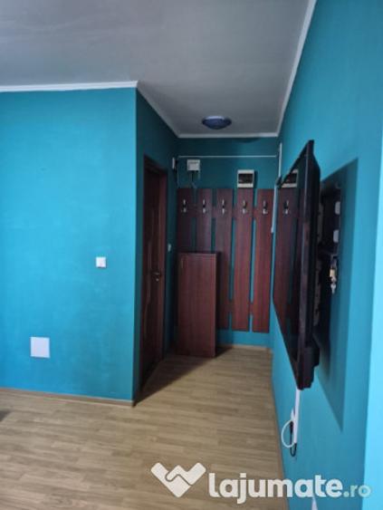 Inchiriez garsoniera la mansarda, zona Marinarul, 26 mp - 3