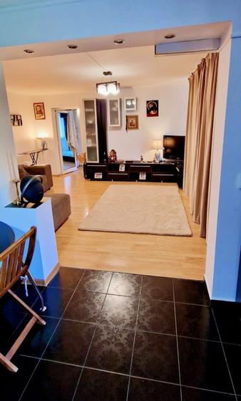 Apartament de vanzare cu 2 camere semidecomandat - 2