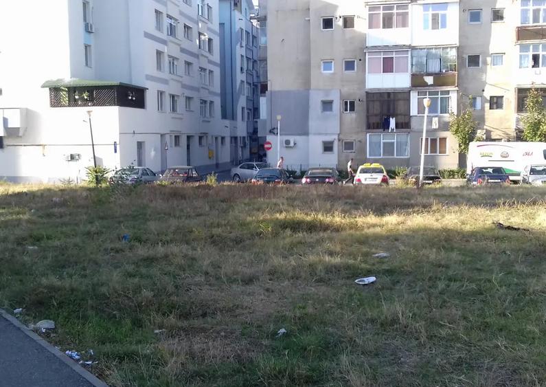 vand inchiriez teren(863 MP sau 432 MP), central, Casa Tineretului - 1