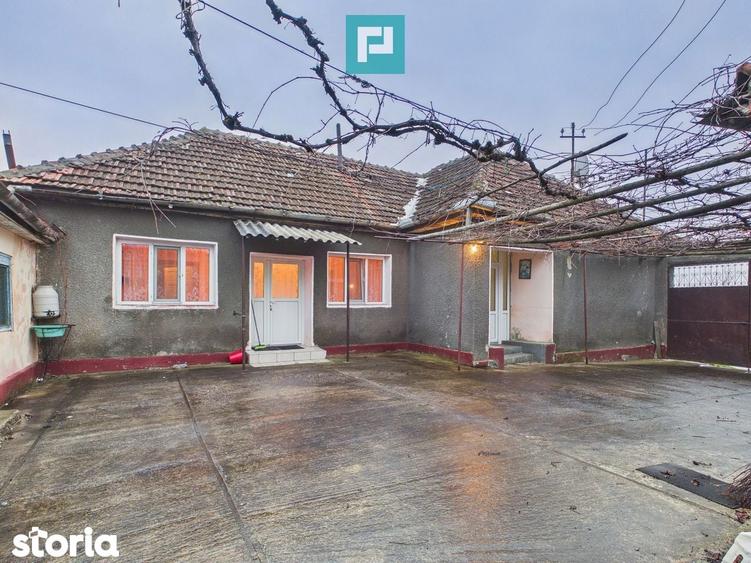 Casa ?i teren 5.000 mp in Poiana-Ta?ad, Bihor - 1