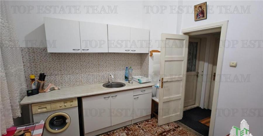 Apartament de 3 camere ultracentral, cladire interbelica (so - 7