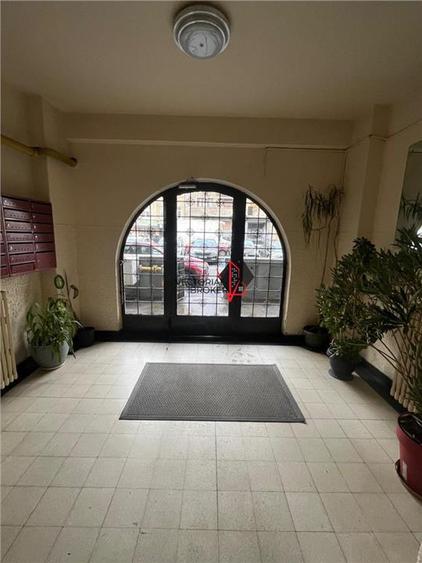 Garsoniera Ultracentrala Universitate Maria Rosetti locuinta sau SALON - 1