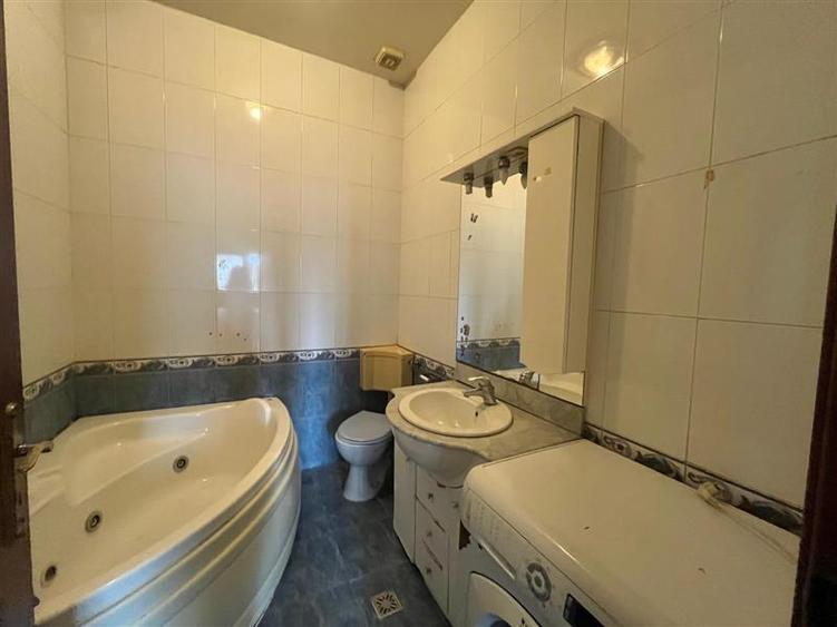 Lugoj,  Apartament, Centrul Orasului, Priveliste Superbă, 2 Cam., Dec, 79 M - 7