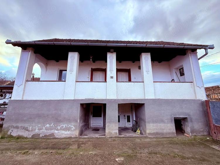 Casa de vanzare Josani, com. Pe?ti?u Mic, jud. Hunedoara 4 camere - 5