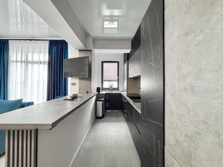 Vedere laterala la mare, prima linie, mobilat, parcare inclusa - 6