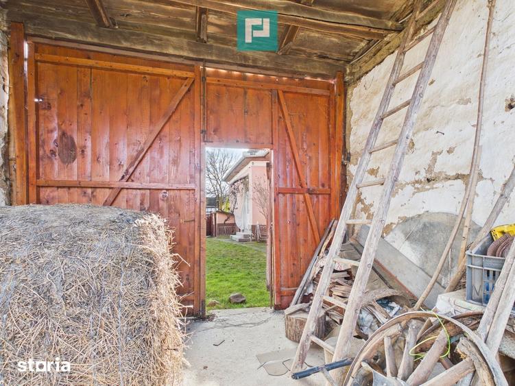 Casă cu 5 camere cu Teren 1629 Mp în Târnova