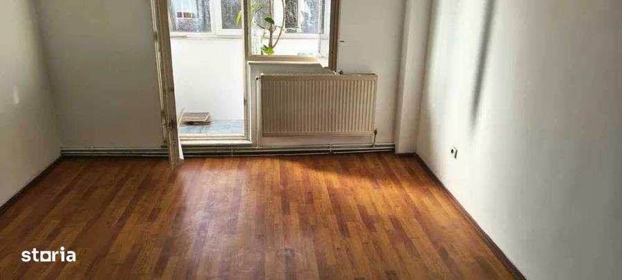 Apartament cu 2 camere semidecomandat în Astra — fotografia 1