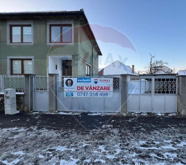 Casă cu 3 camere de vânzare Calea Dumbravii - 1