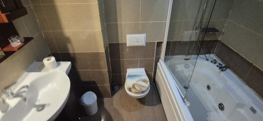 Apartament 2 camere cu loc de parcare  statiunea Mamaia zona Vega - 8