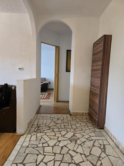 OCAZIE!  Apartament 2 camere zona  BUCOVINA etaj 3 cu 2 balcoane model mare - 4