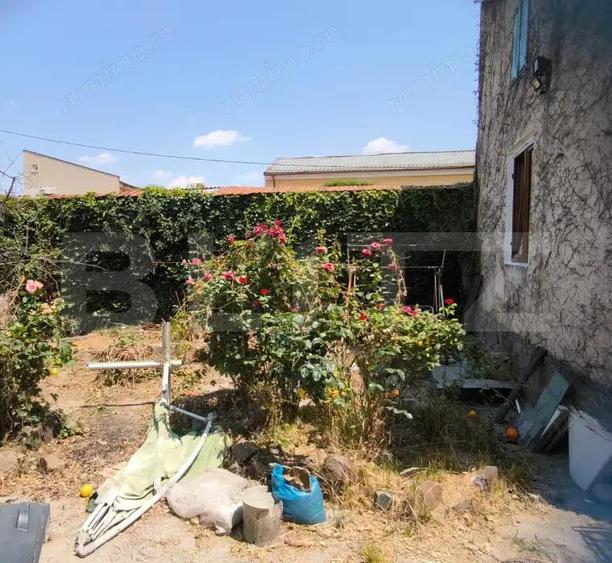 Casa individuala pe parter, 140 mp utili, teren 372 mp in zona semicentrala - 6