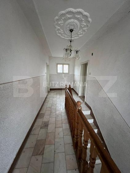 Casa - Mediesu Aurit, Aproape de Cetate