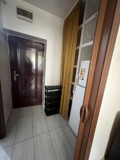 Inchiriez garsoniera - 3