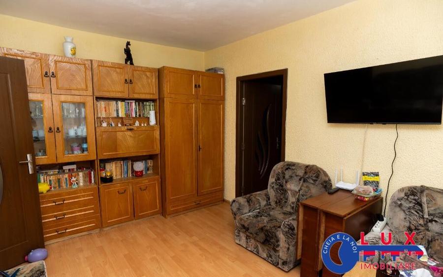 ID 3608 Apartament 3 camere de vanzare *Str. I.L.Caragiale - 11