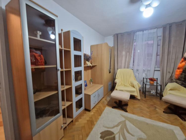 zona Ioefin pe frumoasa strada Platanilor- - 7