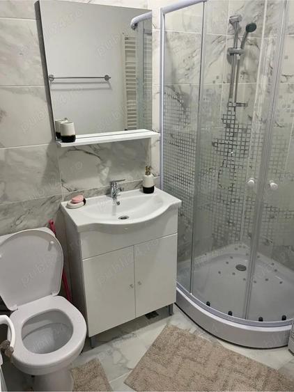 Inchiriez garsoniera - 2