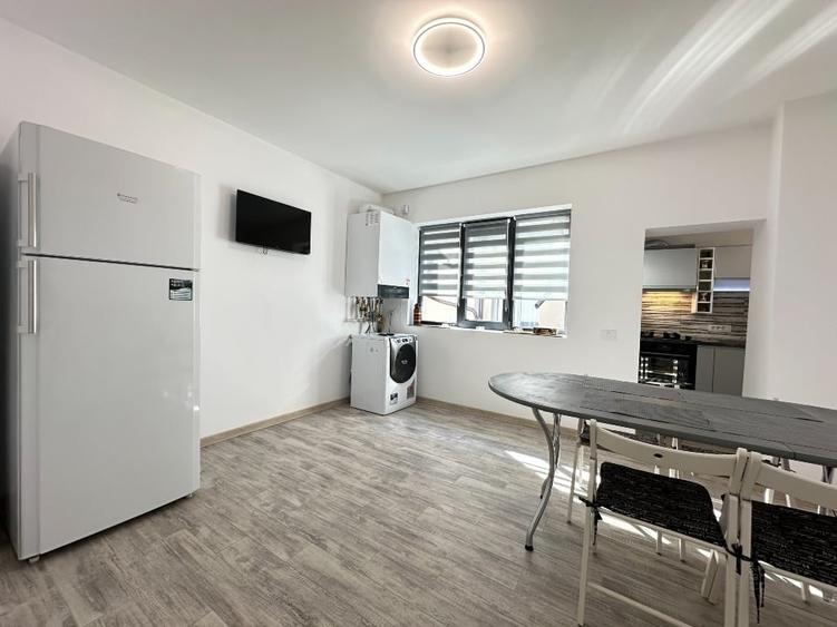 Vilă interbelică 6 camere restaurată integral – proprietate rară Sinaia centru - 4