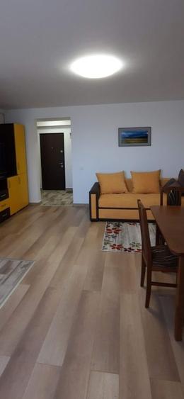 Garsoniera  - Tractorul bloc nou- zona Coresi - 2