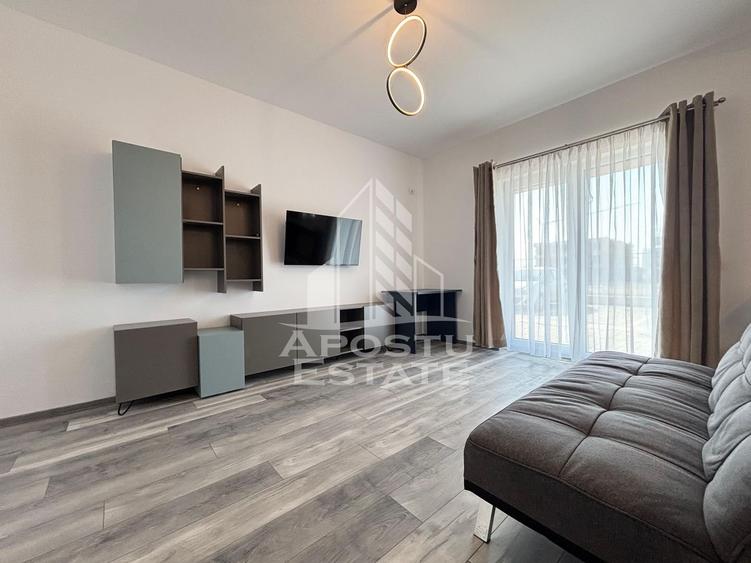 Apartament cu 2 camere, semidecomandat, zona Torontalului Pet Friendly - 1