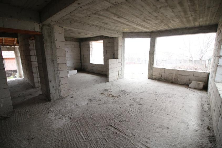 Casa Sendreni teren 670mp - 6