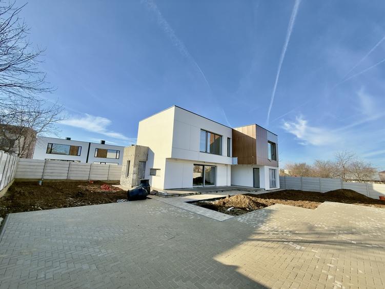 Tunari - Vila individuala Moderna - Zona rezidentiala & Langa Padure - 2