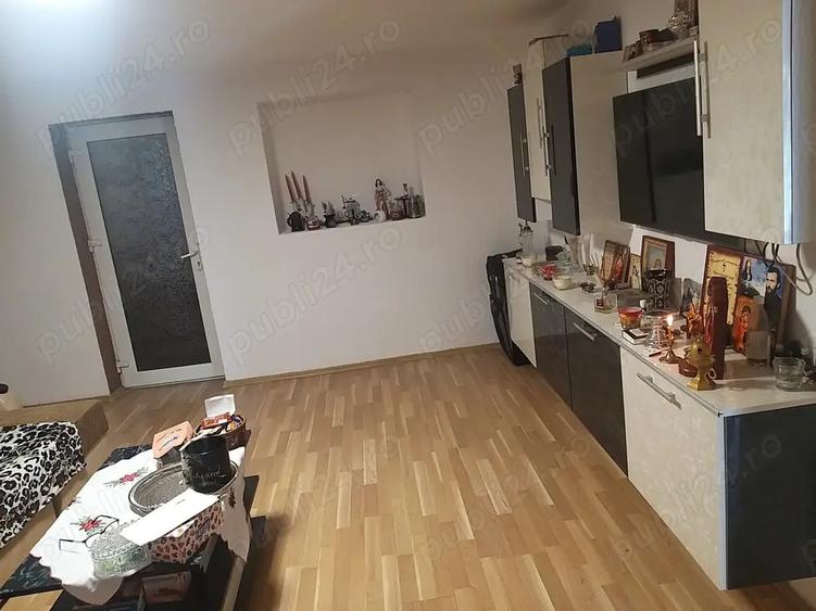 Vand casa in localitatea Ianosda. - 1