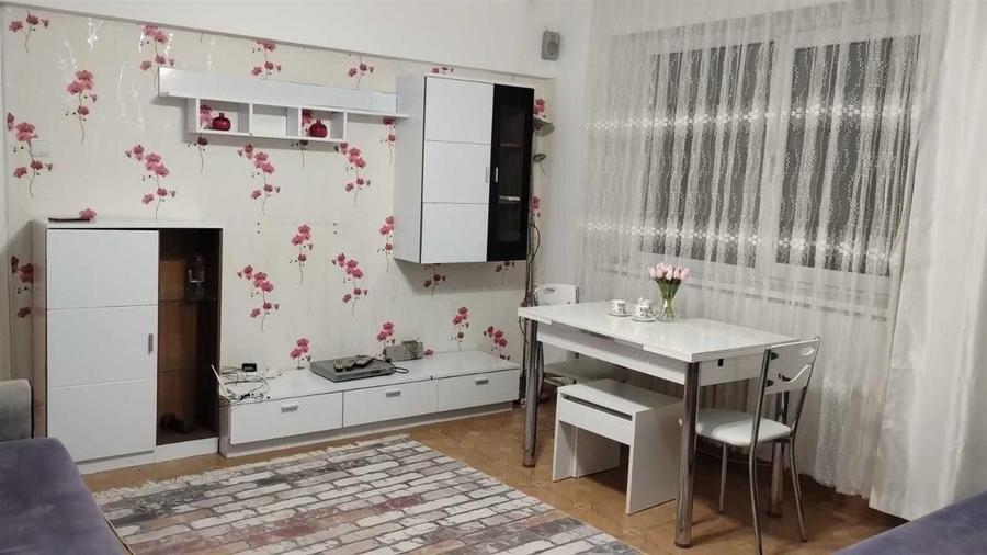 Apartament 3 camere 64 mp | semidecomandat | mobilat si utilat | bloc anvelopat - 1