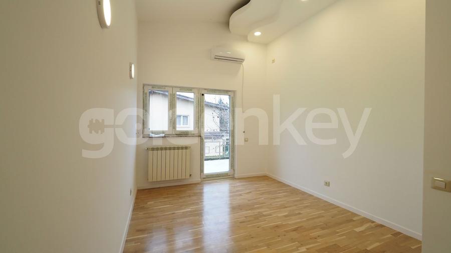 Vila spatioasa cu 6 camere si 500mp teren - 13